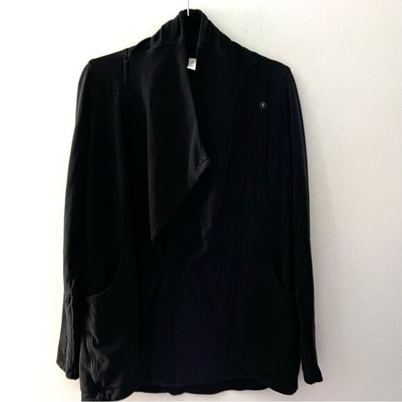 Lululemon That’s a Wrap Jacket Black 6 - Picture 2 of 7